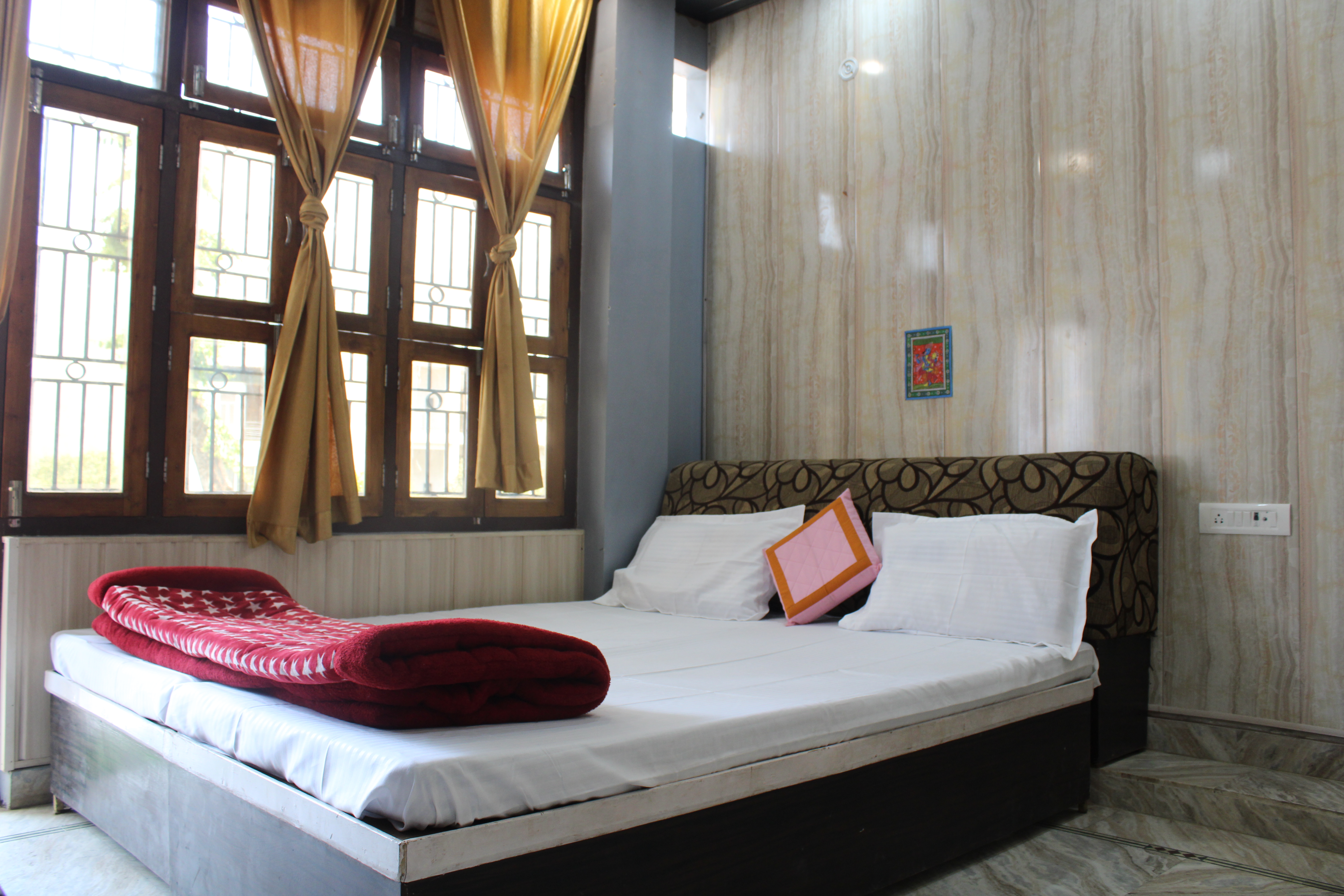 Yoga School Rishikesh Accommodation